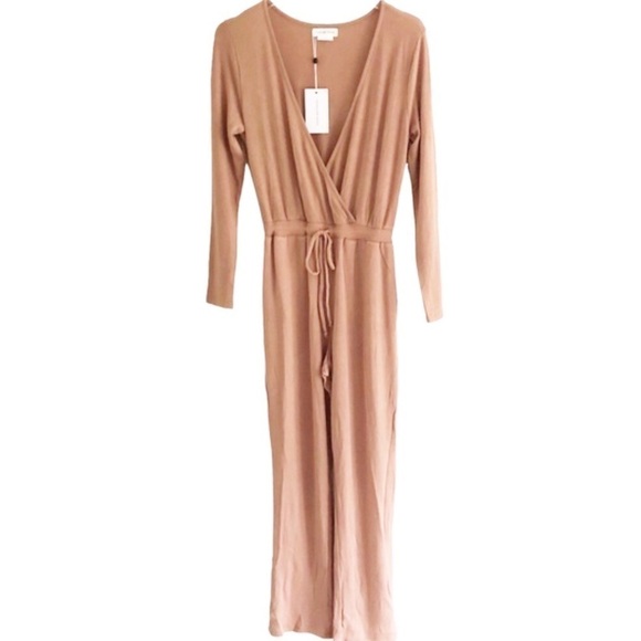 Lovers & Friends Frankie Jumpsuit Latte Medium - Picture 3 of 10